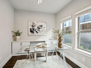 4226  Roseland Avenue  203, Dallas Texas 75204