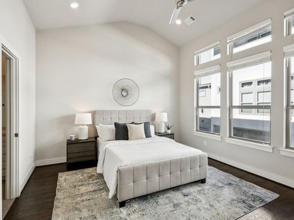 4226  Roseland Avenue  203, Dallas Texas 75204