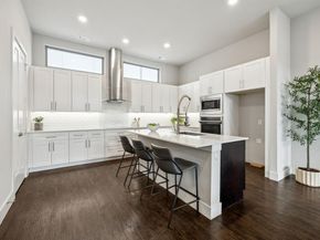 4226  Roseland Avenue  203, Dallas Texas 75204