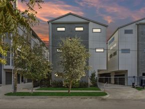 4226  Roseland Avenue  203, Dallas Texas 75204