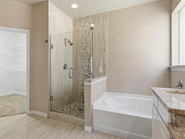 2731  Safe Harbor Drive , Lewisville Texas 75056