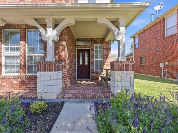 2731  Safe Harbor Drive , Lewisville Texas 75056