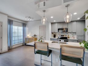 5619  Preston Oaks Road  802, Dallas Texas 75254