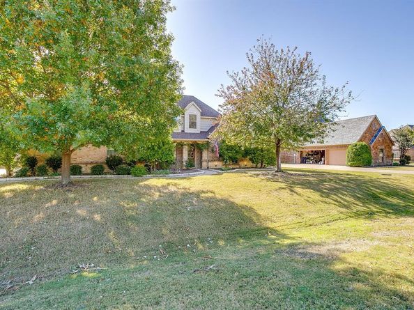 1325  Whisper Willows Drive , Fort Worth Texas 76052