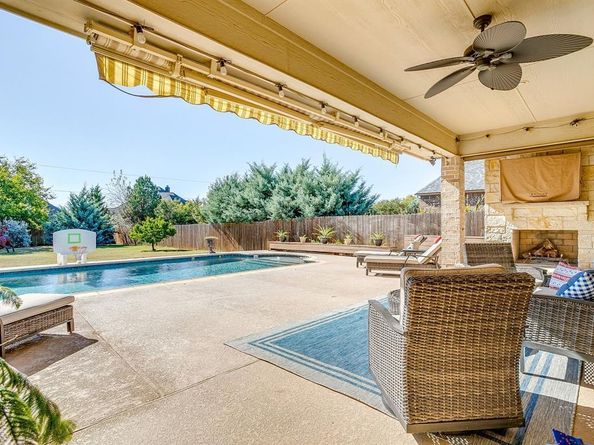 1325  Whisper Willows Drive , Fort Worth Texas 76052