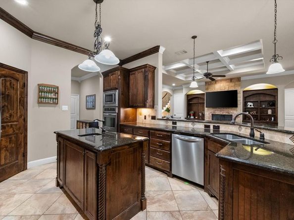 501  Marquis Lane , Mansfield Texas 76063