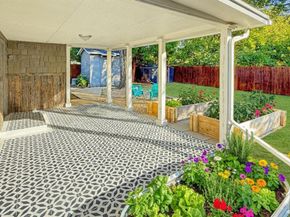 5709 N Schilder Drive , River Oaks Texas 76114