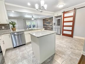 5709 N Schilder Drive , River Oaks Texas 76114