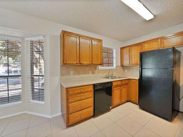 5300  Stagetrail Drive , Arlington Texas 76017