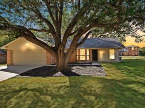 5300  Stagetrail Drive , Arlington Texas 76017