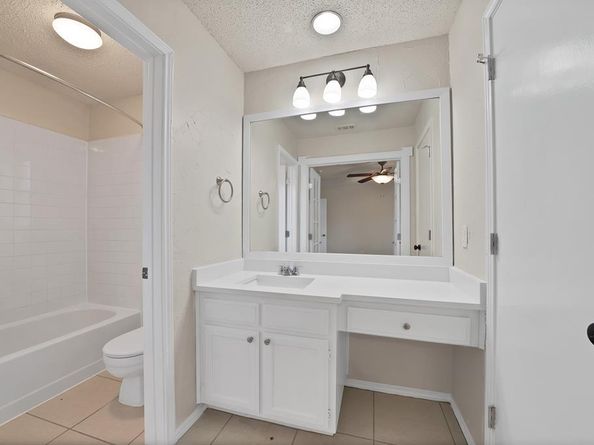 5300  Stagetrail Drive , Arlington Texas 76017