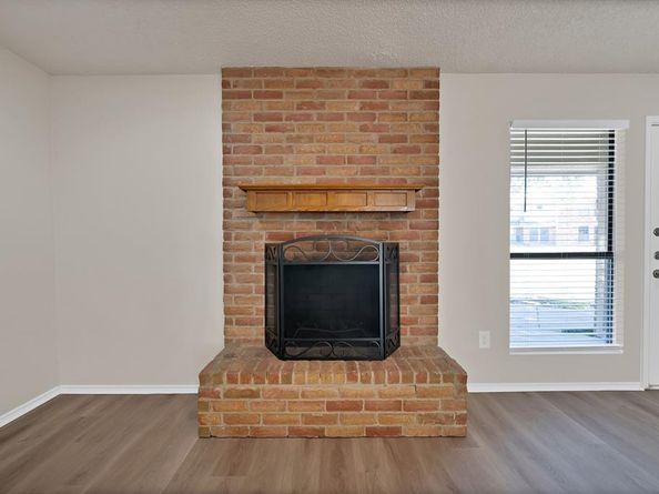 5300  Stagetrail Drive , Arlington Texas 76017