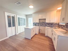 2431  Marfa Avenue , Dallas Texas 75216