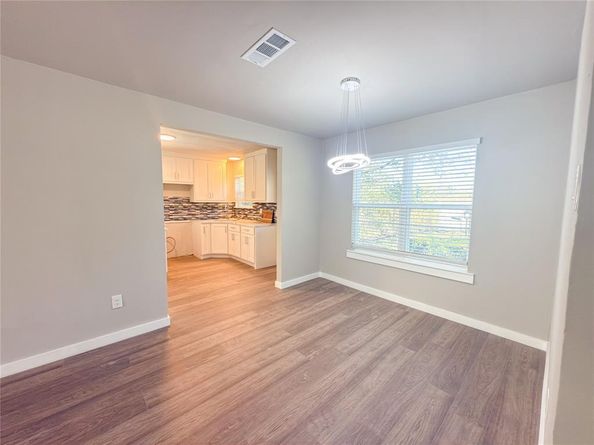 2431  Marfa Avenue , Dallas Texas 75216