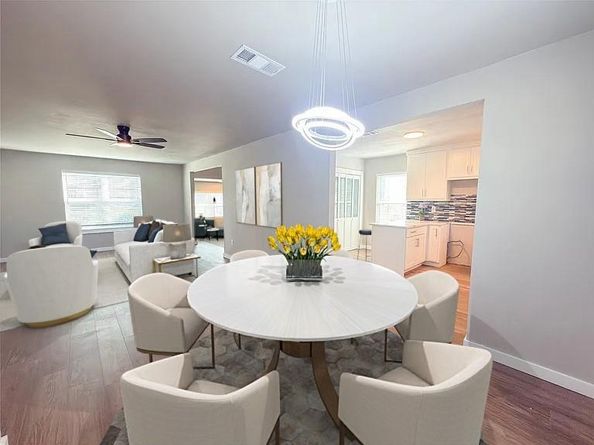 2431  Marfa Avenue , Dallas Texas 75216