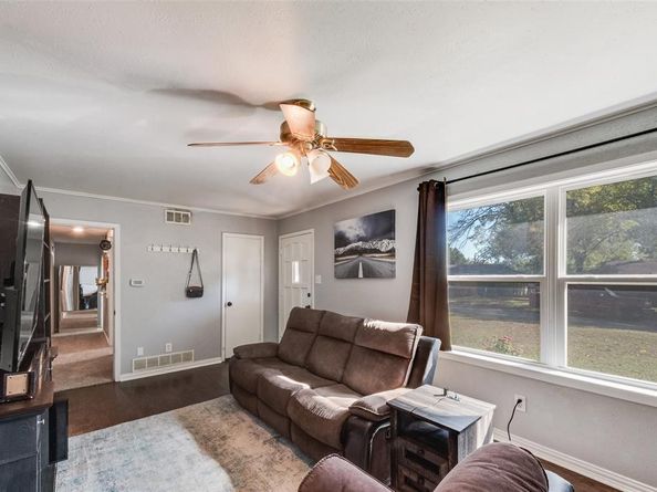 5017  Roxie Street , Haltom City Texas 76117