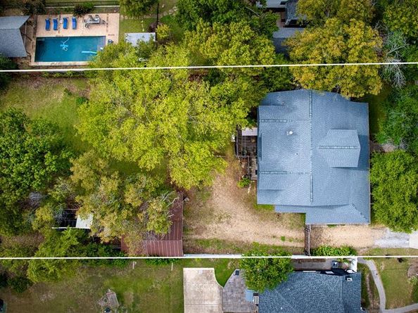 320  Huffhines Street , Richardson Texas 75081