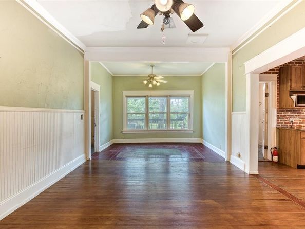 320  Huffhines Street , Richardson Texas 75081