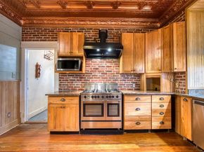 320  Huffhines Street , Richardson Texas 75081