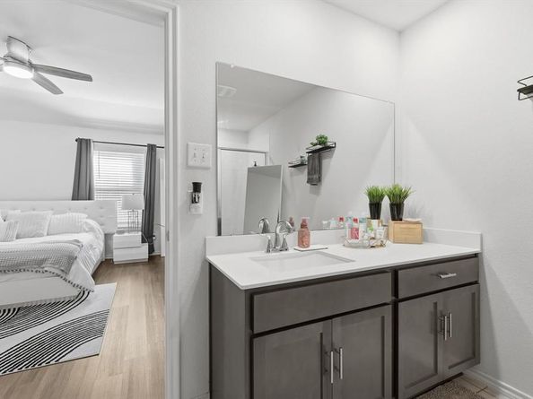 3934  Dickinson Avenue , Celina Texas 76227