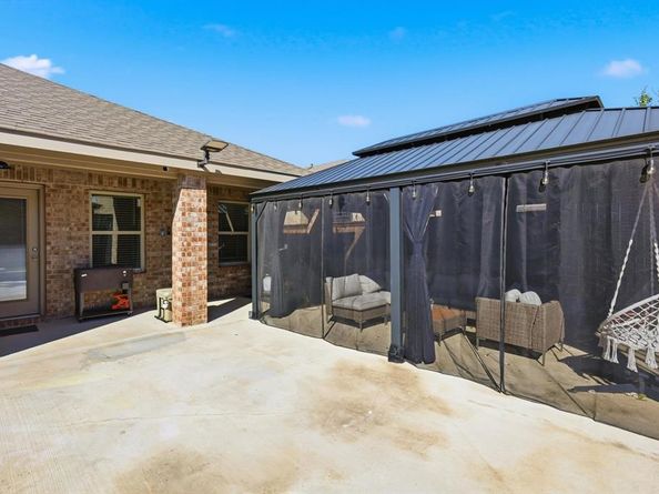 3934  Dickinson Avenue , Celina Texas 76227