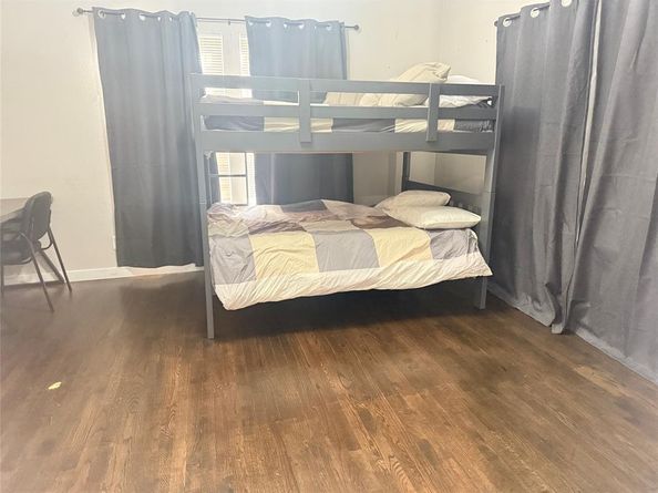 1022  Wayne Street , Dallas Texas 75223