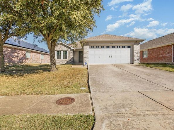 5714  Firethorn Drive , Dallas Texas 75249