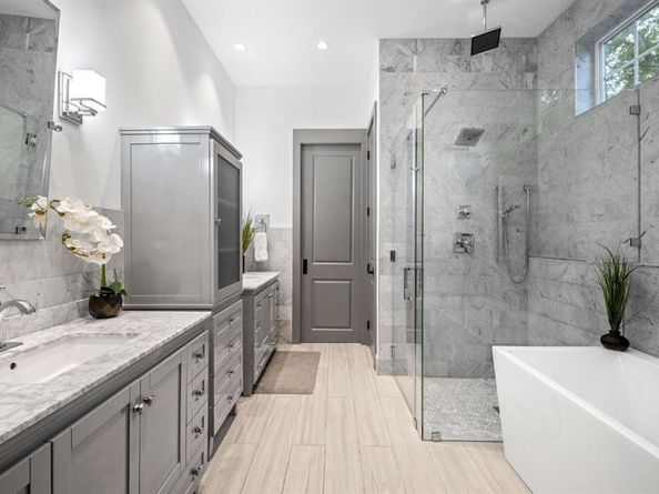 2014  Lakeland Drive , Dallas Texas 75218