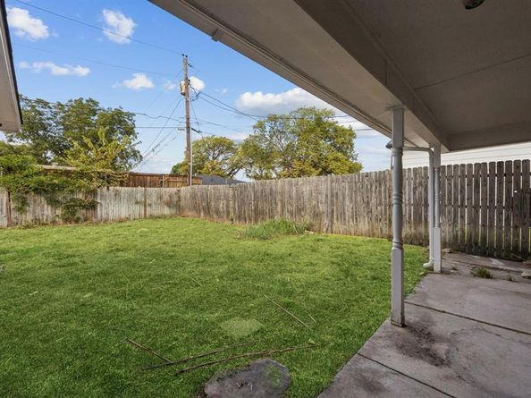 2801  Clearbrook Drive , Irving Texas 75062