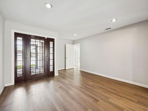 2801  Clearbrook Drive , Irving Texas 75062