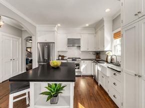 5912  Llano Avenue , Dallas Texas 75206