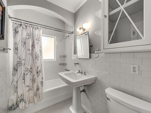 5912  Llano Avenue , Dallas Texas 75206