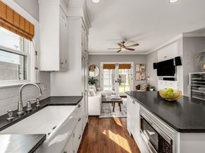 5912  Llano Avenue , Dallas Texas 75206