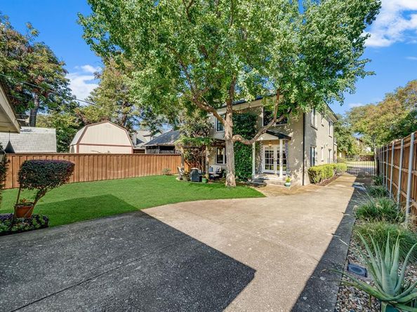 5912  Llano Avenue , Dallas Texas 75206