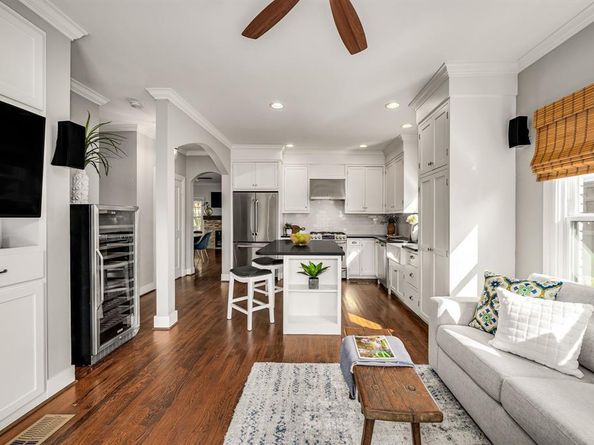 5912  Llano Avenue , Dallas Texas 75206