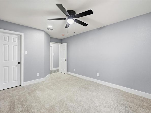 2011  Fair Oaks Circle , Corinth Texas 76210