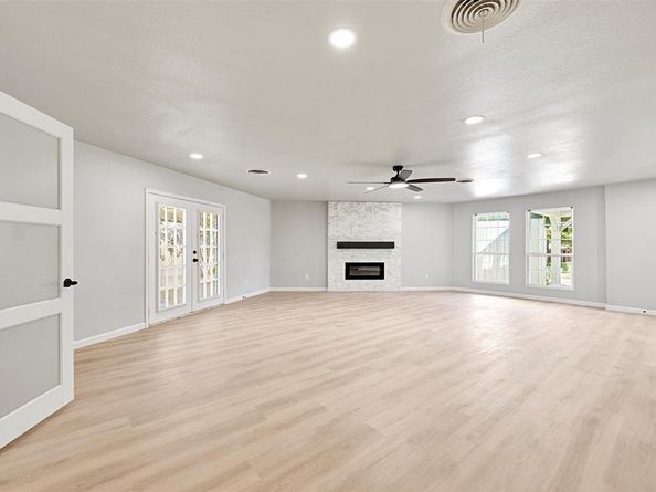 3117  Dreeben Drive , Richland Hills Texas 76118