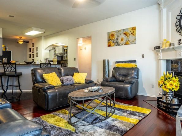 928  Trinity Drive , Lancaster Texas 75146