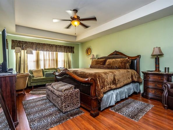 928  Trinity Drive , Lancaster Texas 75146