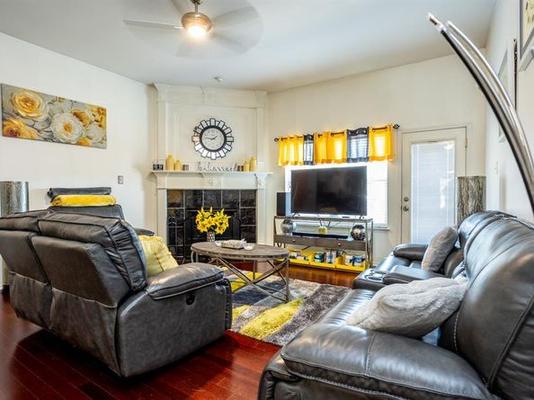 928  Trinity Drive , Lancaster Texas 75146
