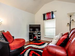 928  Trinity Drive , Lancaster Texas 75146