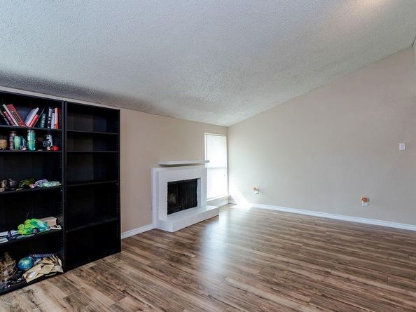12802  Midway Road  2003, Dallas Texas 75244