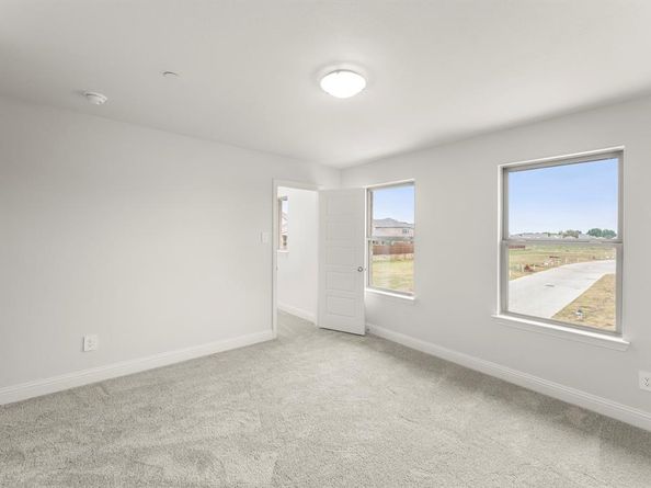 6949  Mustang Isle Drive , Dallas Texas 75228