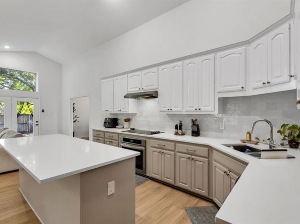 1748  Blossom Trail , Plano Texas 75074