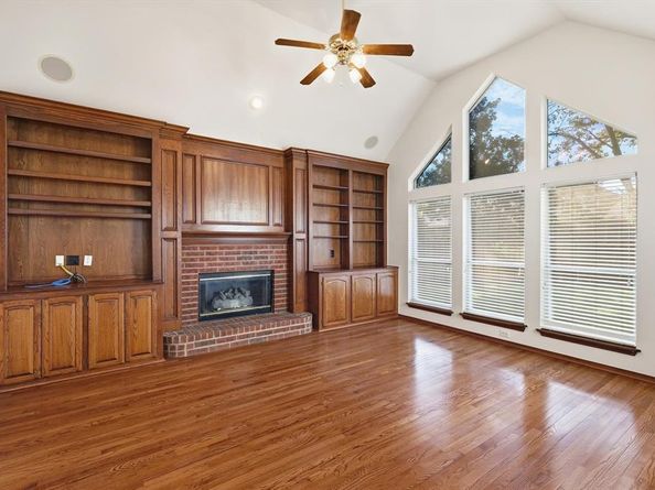 2809  Northshore Boulevard , Flower Mound Texas 75022