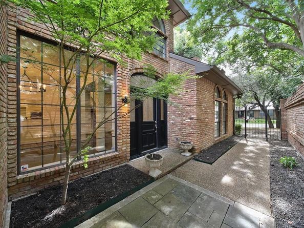 12608  Breckenridge Drive , Dallas Texas 75230