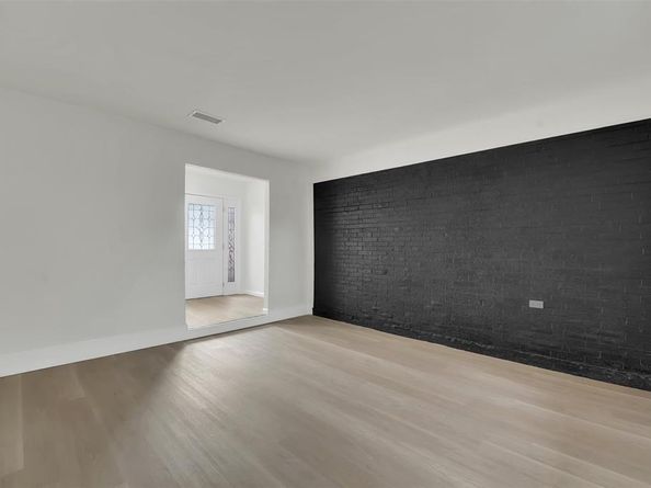 4032  Aragon Drive , Fort Worth Texas 76133