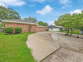 4032  Aragon Drive , Fort Worth Texas 76133