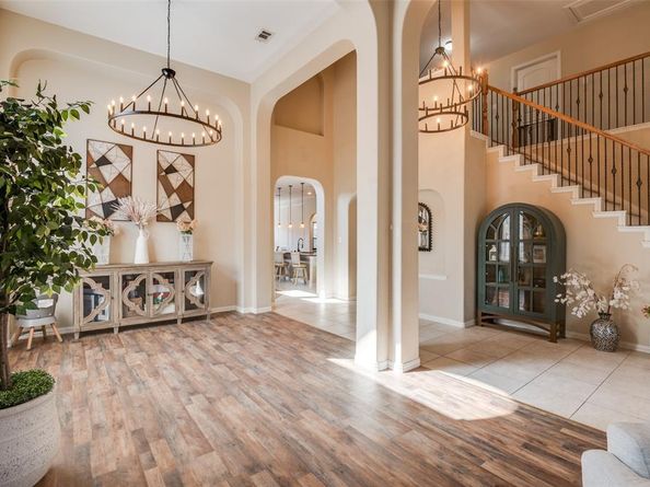 2743  Ponce De Leon  , Grand Prairie Texas 75054