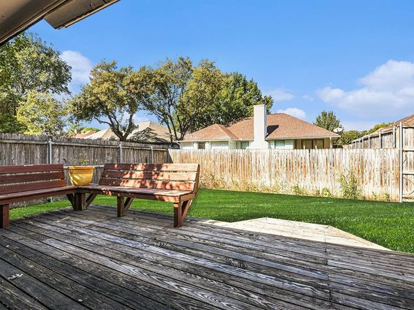 1852  Kings Canyon Circle , Fort Worth Texas 76134